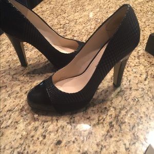 Anne Klein pumps